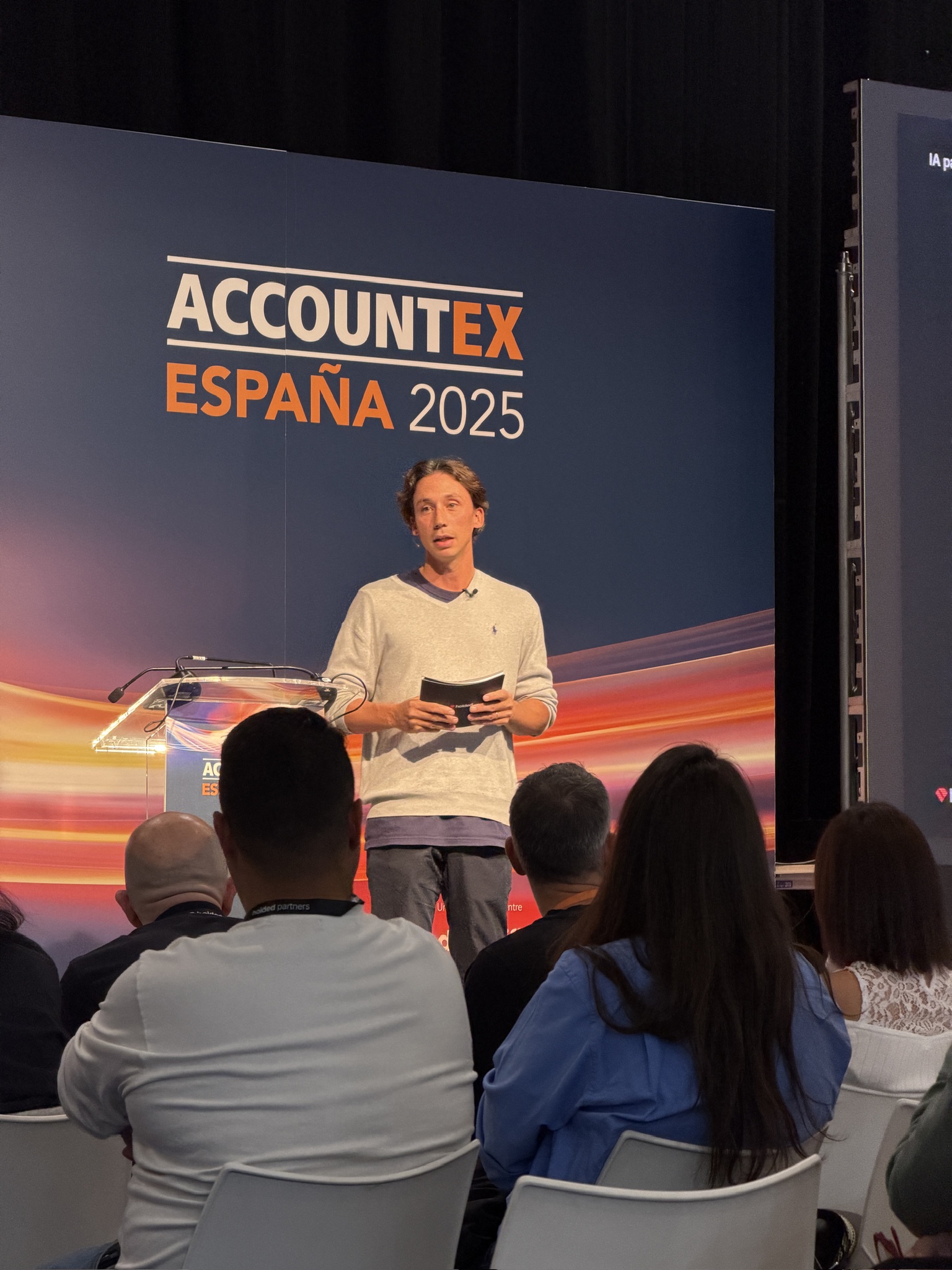 Javi Fondevila's talk on AI